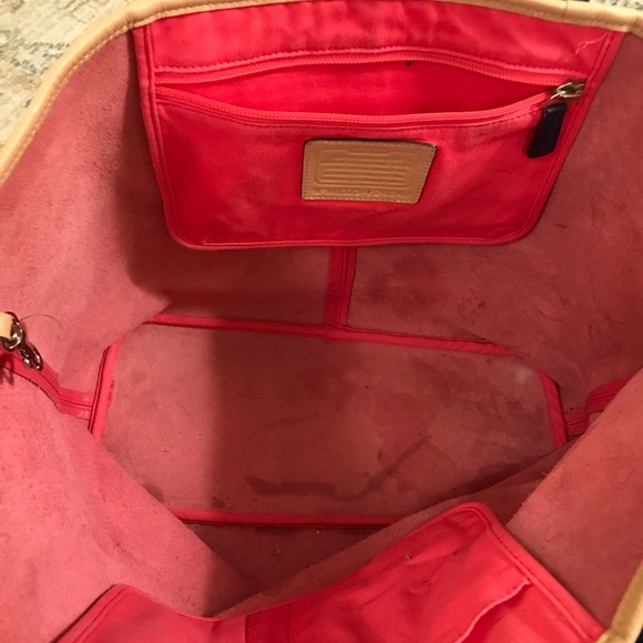 Coach - Picture 6 of 8